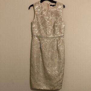 Carmen Marc Valvo Collection sleeveless dress